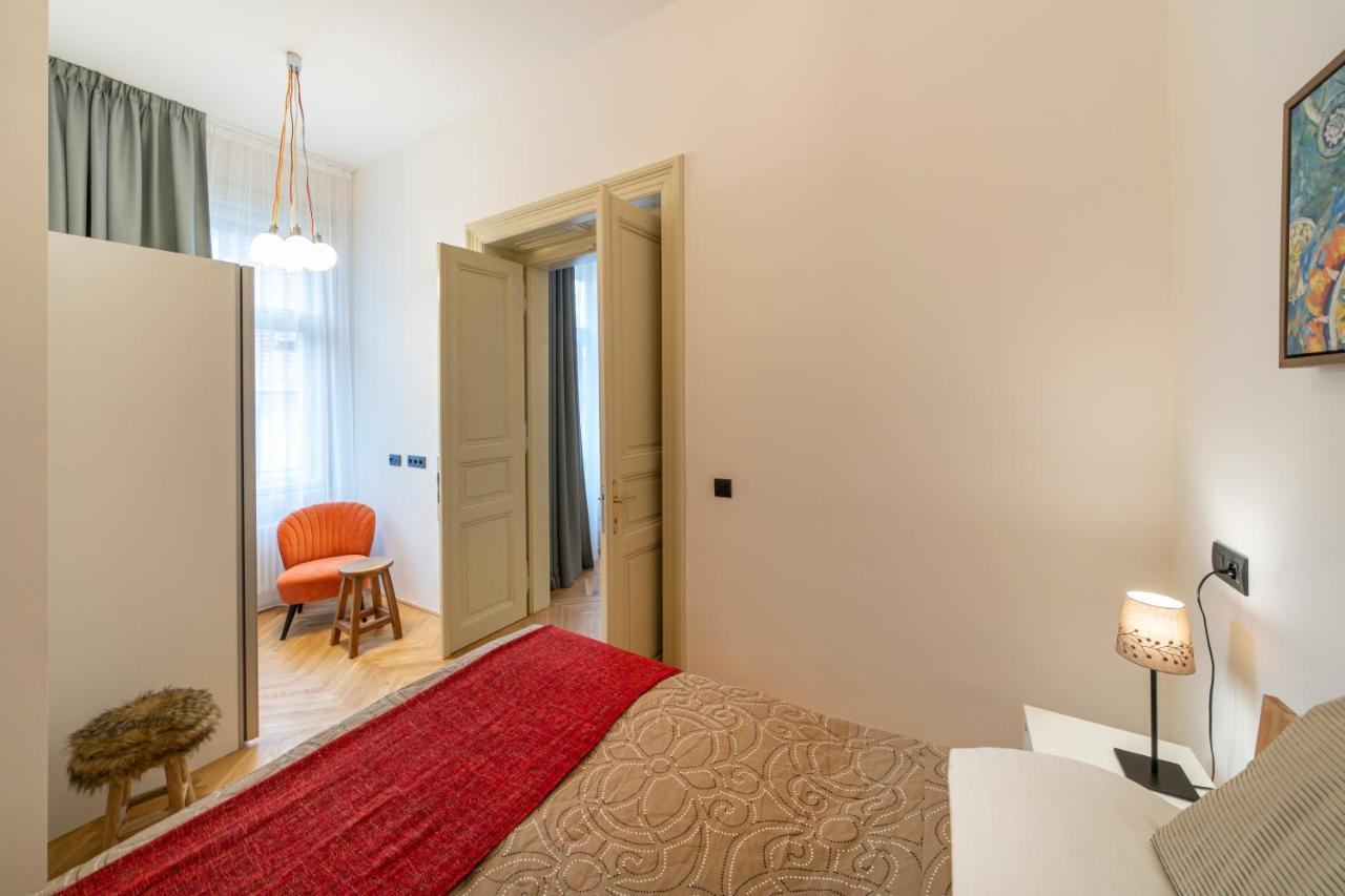 Old Town - Jungmannova Apartment *